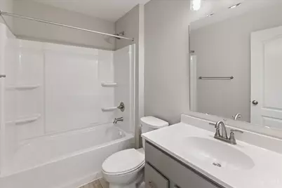 433 Bethpage Way #7-103, Turtle Creek Township, OH 45036 - Photo 16