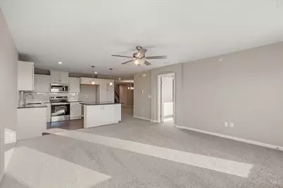 421 Bethpage Way #7-102, Turtle Creek Township, OH 45036 - Photo 6