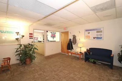 9050 Plainfield Road, Blue Ash, OH 45236 - Photo 6