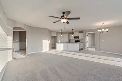 453 Bethpage Way #7-204, Turtle Creek Township, OH 45036 - Photo 8