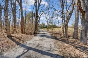 4885 Beechwood Rd, Union Township, OH 45244 - Photo 14