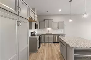 437 Bethpage Way, Turtle Creek Township, OH 45036 - Photo 4