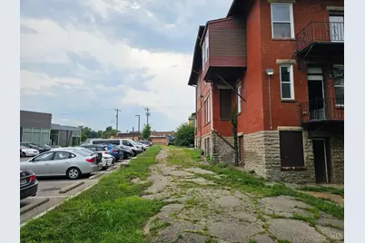 3636 Reading Road, Cincinnati, OH 45229 - Photo 4