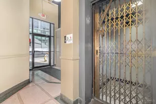 335 W 5th St, Cincinnati, OH 45202 - Photo 22