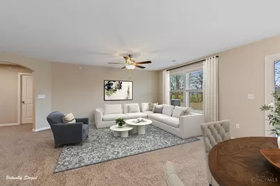 5883 Parkview Lane #90201, Miami Township, OH 45150 - Photo 4