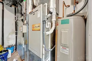 10456 Pippin Rd, Colerain Township, OH 45231 - Photo 22