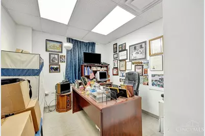 10456 Pippin Road, Colerain Township, OH 45231 - Photo 18