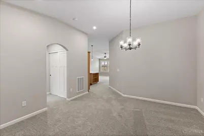5883 Parkview Lane #90303, Miami Township, OH 45150 - Photo 8