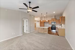 5883 Parkview Ln, Miami Township, OH 45150 - Photo 6