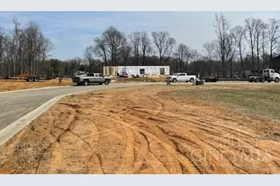 665 Fox Trails Way, Delhi Township, OH 45233 - Photo 22