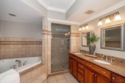 961 Hatch Street, Cincinnati, OH 45202 - Photo 14