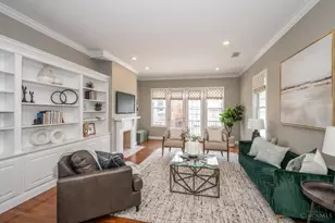 961 Hatch St, Cincinnati, OH 45202 - Photo 2