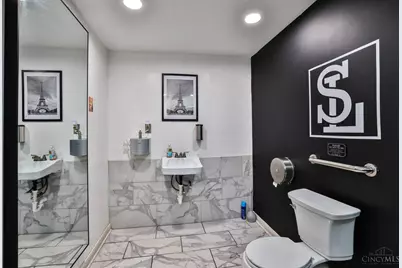 712 W Wyoming Avenue, Lockland, OH 45215 - Photo 8