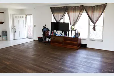 5465 Childs Avenue, Green Township, OH 45248 - Photo 2