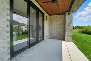 1890 Horseshoe Bend, Washington Twp, OH 45458 - Photo 80