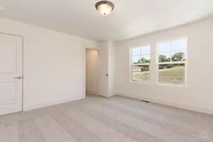 6989 Carlinridge Ln, Green Township, OH 45248 - Photo 32