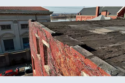 2526 Riverside Drive, Cincinnati, OH 45202 - Photo 2