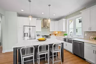 3764 Grovedale Pl, Cincinnati, OH 45208 - Photo 2