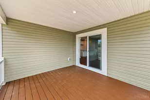 8729 Deer Gln Ct, Miami Township, OH 45002 - Photo 18