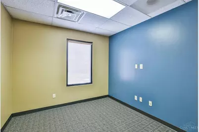 11147 Montgomery Road #200, Symmes Township, OH 45249 - Photo 24