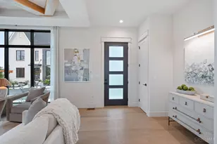 2926 Three Oaks Ln, Cincinnati, OH 45209 - Photo 8