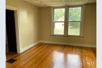 2462 Fairview Avenue, Cincinnati, OH 45219 - Photo 6
