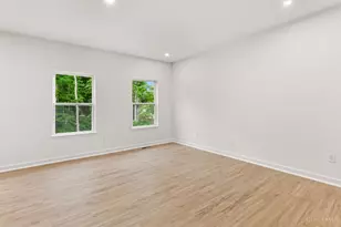 8762 Foxglove Ln, Miami Township, OH 45002 - Photo 16