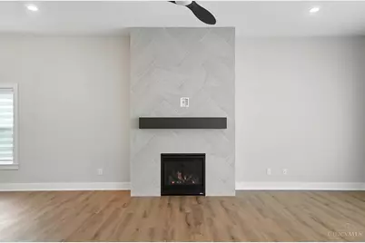 9333 Rochelle Lane, Clearcreek Twp., OH 45458 - Photo 10