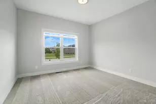 9333 Rochelle Ln, Clearcreek Twp., OH 45458 - Photo 34