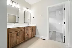 9333 Rochelle Ln, Clearcreek Twp., OH 45458 - Photo 30