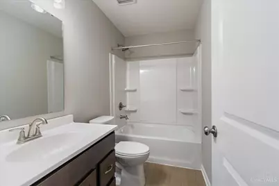 5883 Parkview Lane #90305, Miami Township, OH 45150 - Photo 18