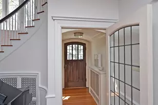 1 Beech Crest Ln, Cincinnati, OH 45206 - Photo 8