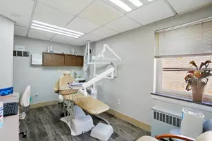 7540 Reading Rd, Cincinnati, OH 45237 - Photo 30