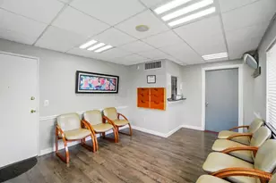 7540 Reading Rd, Cincinnati, OH 45237 - Photo 8