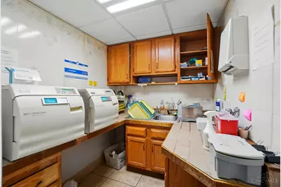 7540 Reading Road, Cincinnati, OH 45237 - Photo 34