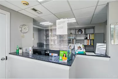 7540 Reading Road, Cincinnati, OH 45237 - Photo 12