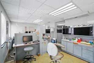 7540 Reading Rd, Cincinnati, OH 45237 - Photo 20