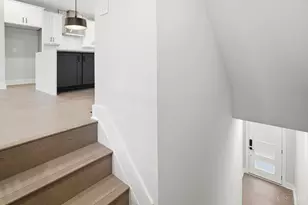 3758 Miami Run, Mariemont, OH 45227 - Photo 8