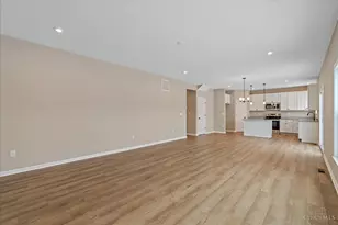 2030 Pebble Grv Wy, Goshen, OH 45122 - Photo 10