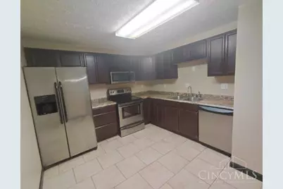 2454 Mustang Drive, Cincinnati, OH 45211 - Photo 4