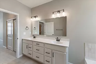 5370 Augusta Dr, Turtle Creek Township, OH 45036 - Photo 14