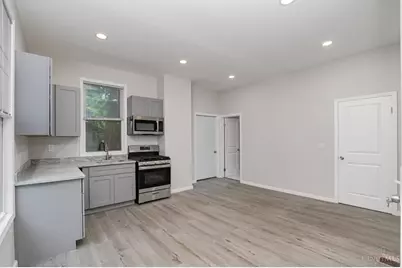 2213 Highland Avenue, Cincinnati, OH 45219 - Photo 8