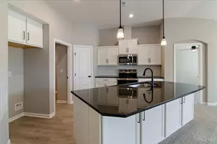 527 Tradition Rdg, Union Township, OH 45245 - Photo 2