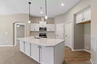 547 Tradition Ridge #81301, Union Township, OH 45245 - Photo 2