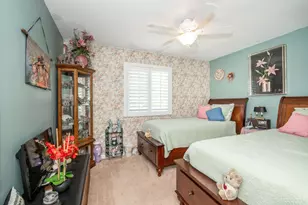 3579 Rackacres Dr, Green Township, OH 45211 - Photo 16