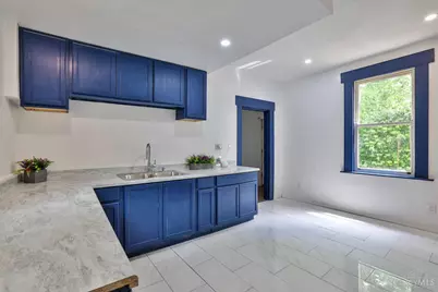 812 Fairbanks Avenue, Cincinnati, OH 45205 - Photo 12