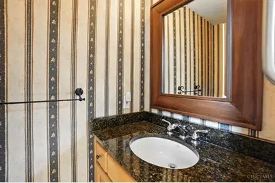 1033 Country Creek Drive, Lebanon, OH 45036 - Photo 22