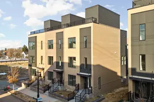 3006 Woodburn Ave, Cincinnati, OH 45206 - Photo 2