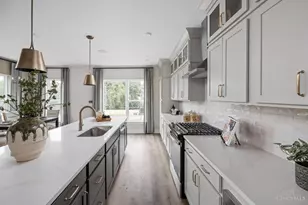 3006 Woodburn Ave, Cincinnati, OH 45206 - Photo 4