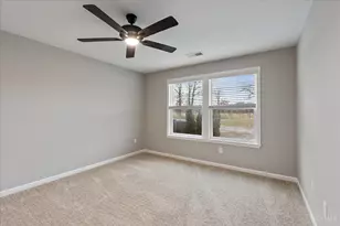 5883 Parkview Ln, Miami Township, OH 45150 - Photo 12